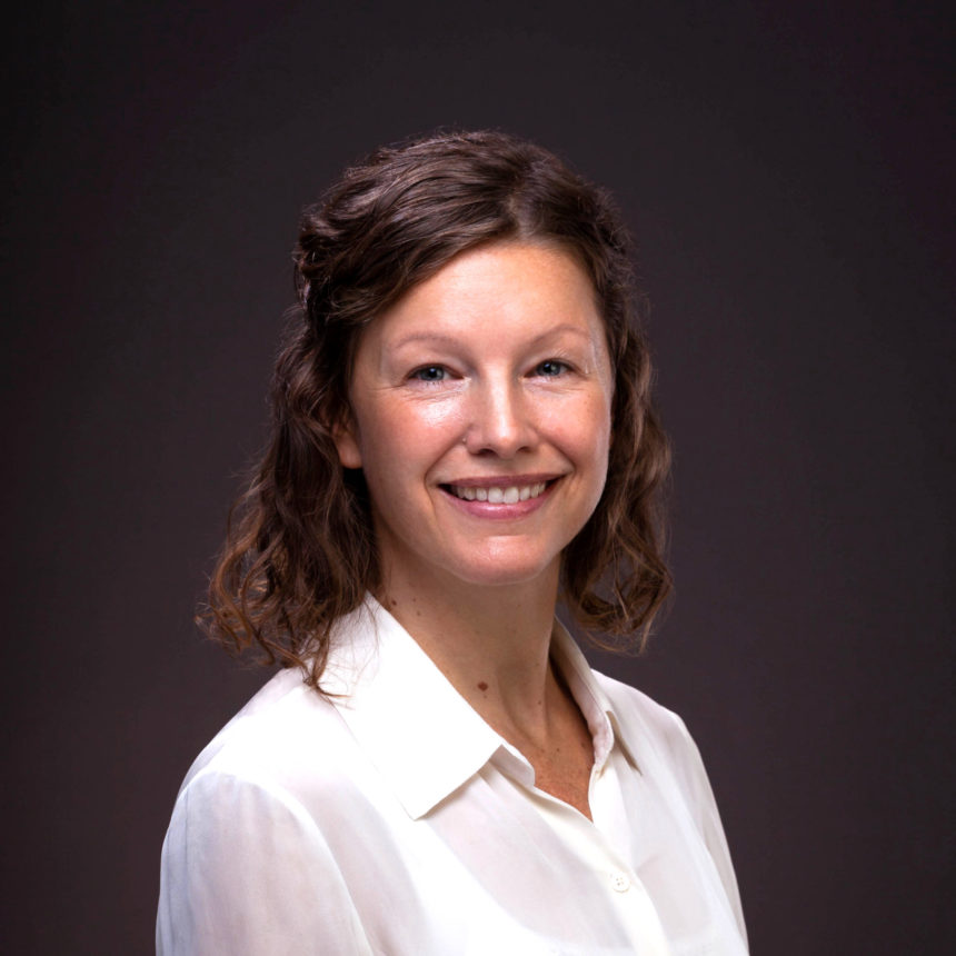 Balancing Resistance and Resilience